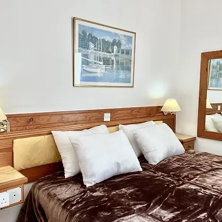 Nissi Chrysland Apartment *