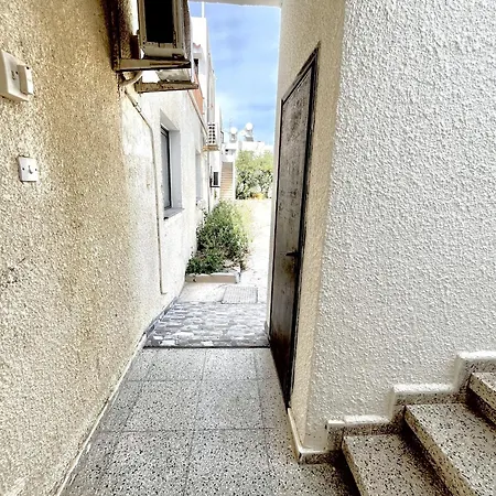 Nissi Chrysland Apartment *