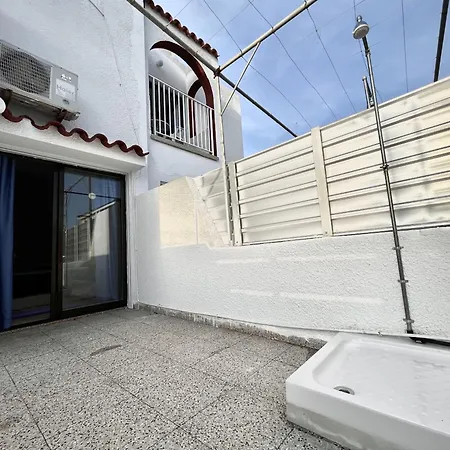 Apartment Nissi Chrysland